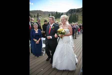 E Colorado Wedding Photographer Arapahoe Basin