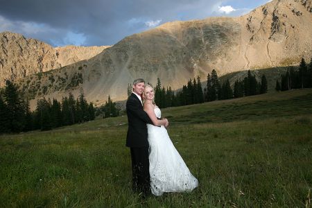 Z Colorado Wedding Photographer Arapahoe Basin